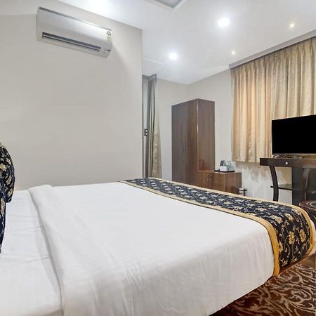 The Superb Hotel Pvt Ltd Hyderabad Eksteriør billede