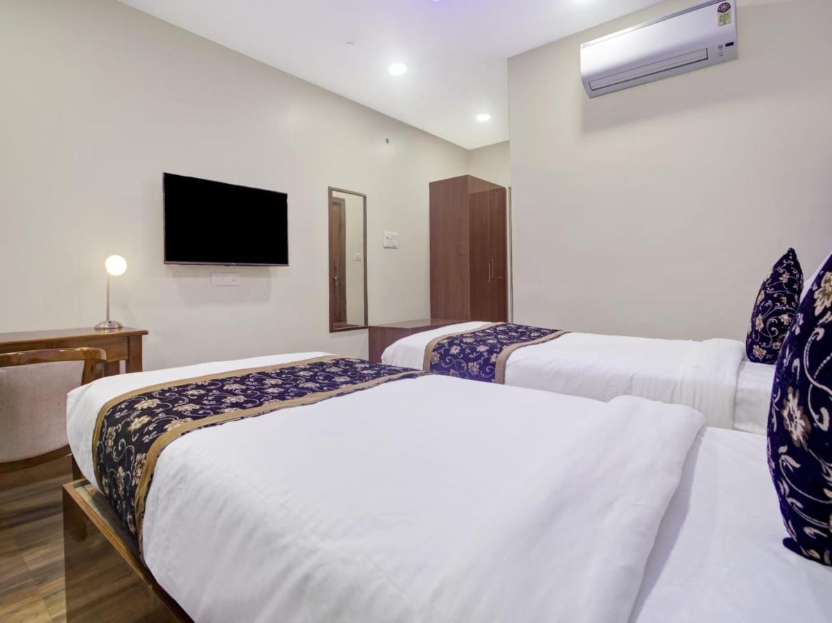 The Superb Hotel Pvt Ltd Hyderabad Eksteriør billede