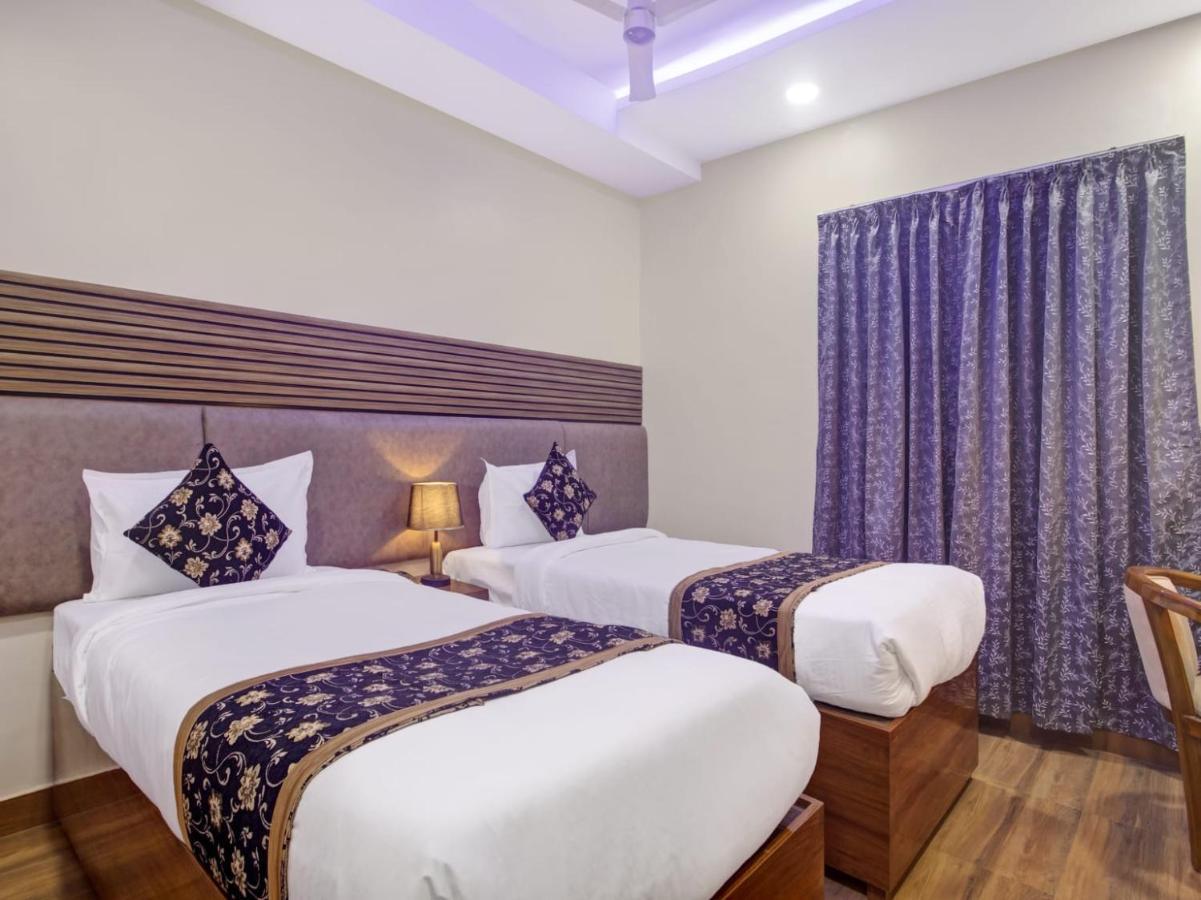The Superb Hotel Pvt Ltd Hyderabad Eksteriør billede